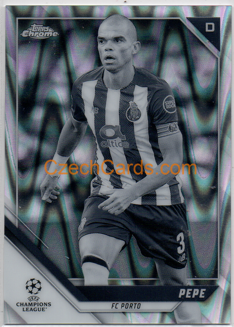Pepe 2021/22 Topps Chrome UCL Black and White Ray Wave #185