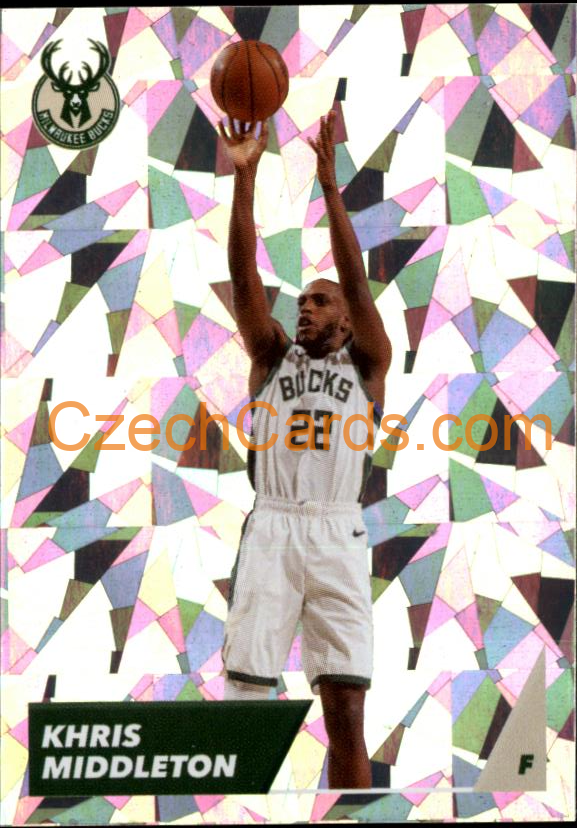 Khris Middleton 2021/22 Panini NBA sticker and card #223