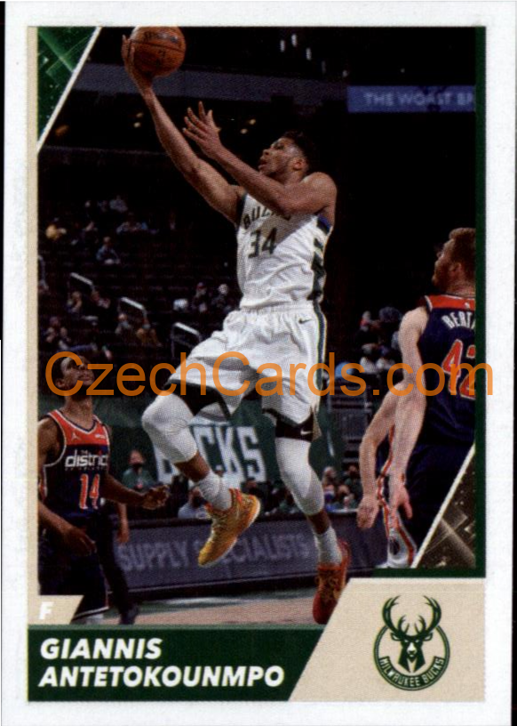 Giannis Antetokounmpo 2021/22 Panini NBA sticker and card #226