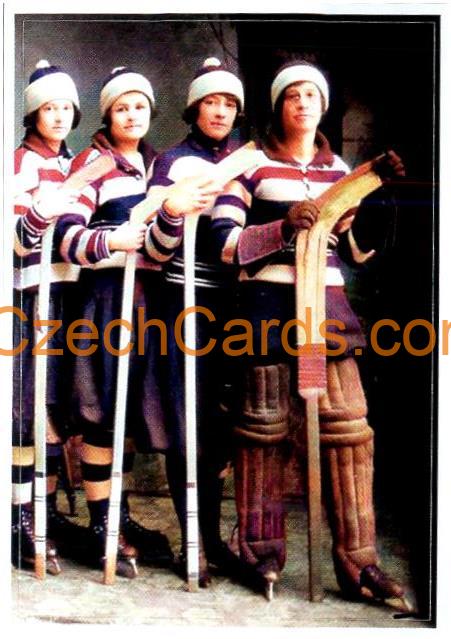Historic women's team 2/2 2021 Kaufland sticker #121