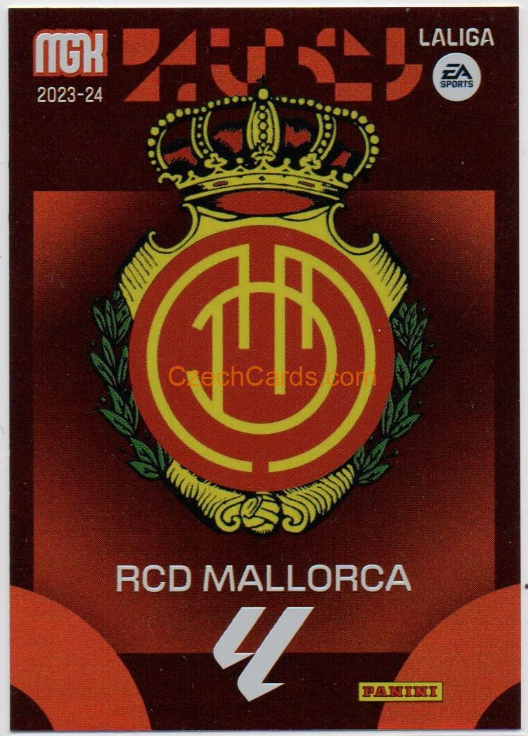 Escudo 2023/24 Panini Megacracks #253
