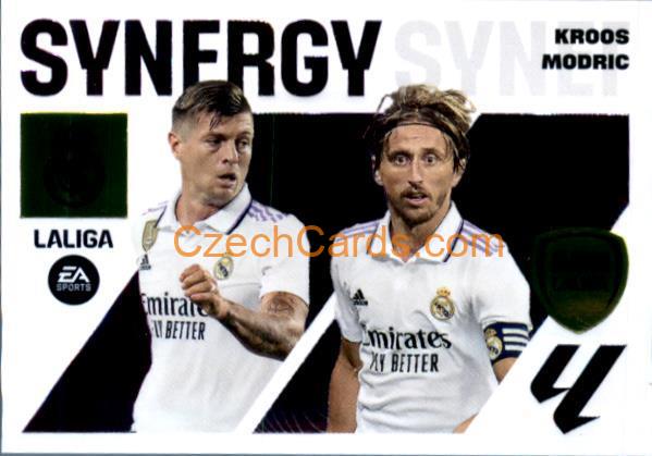 Kroos - Modric 2023/24 LaLiga Este Sticker Synergy #11