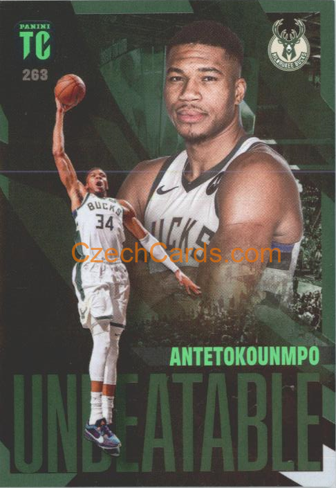 Giannis Antetokounmpo 2024 Panini NBA Top Class Unbeatable green #263